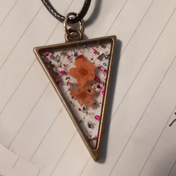 Handmade necklace - Picture 1 of 3